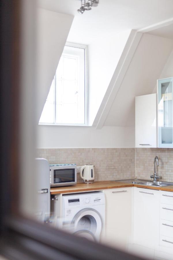 Fantastic Floor 1 Bedroom Loft Flat In Fitzrovia Appartamento *